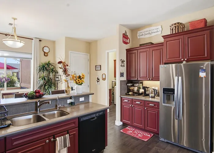 Cozy Near Trails & Lakes